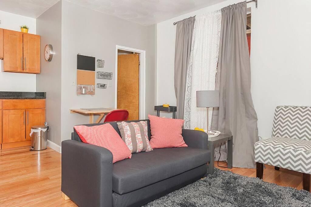 Downtown Studio Apt, Perfect For Medical Workers ボストン エクステリア 写真